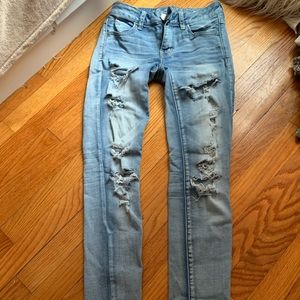 American eagle ripped skinny jeans